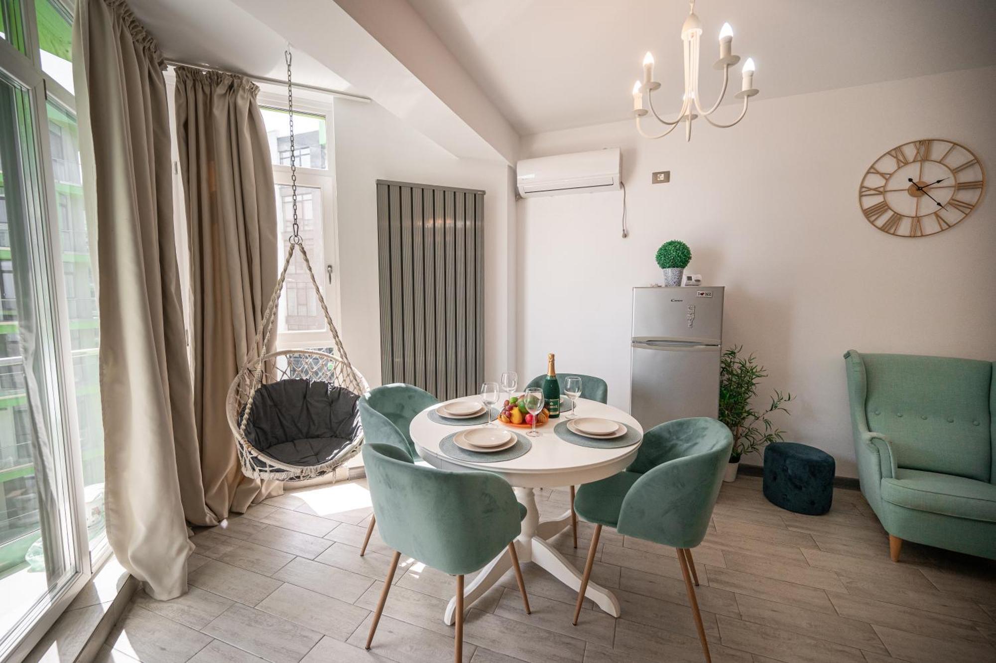 Sara Blu Apartment Spa And Pool Beach Resort Mamaia Exterior photo